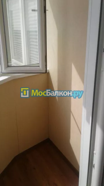 Отделка балкона и лоджии пластиковыми ПВХ панелями в Домодедово от компании МосБалкон