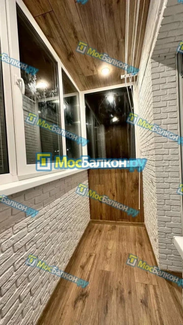 Заказать балкон в Домодедово цена от 1320 руб | Остекление балконов и лоджий МосБалкон