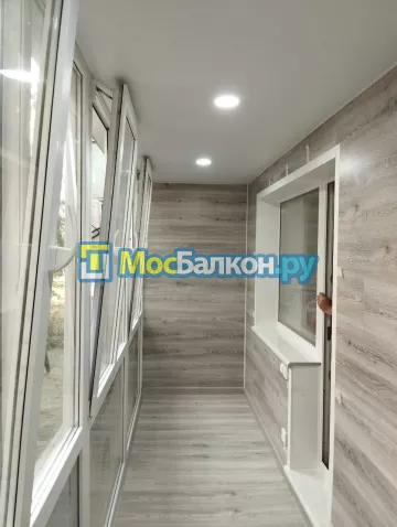 Заказать балкон в Домодедово цена от 1320 руб | Остекление балконов и лоджий МосБалкон