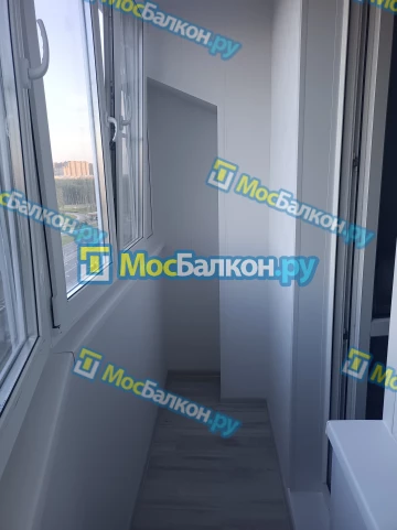 Отделка балкона и лоджии пластиковыми ПВХ панелями в Домодедово от компании МосБалкон