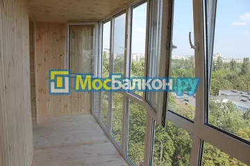 Отделка балкона и лоджии пластиковыми ПВХ панелями в Домодедово от компании МосБалкон