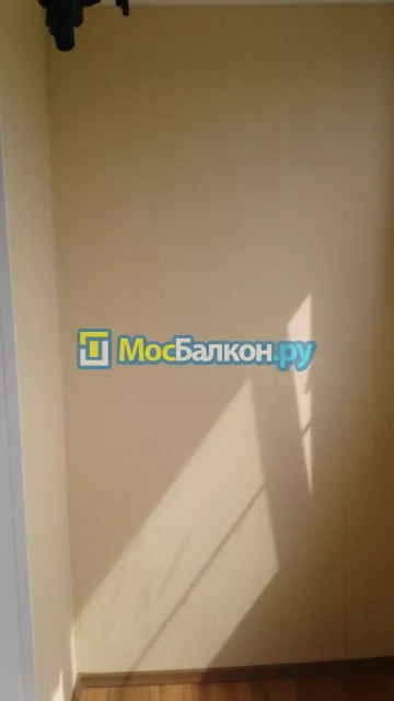 Отделка балкона и лоджии пластиковыми ПВХ панелями в Домодедово от компании МосБалкон